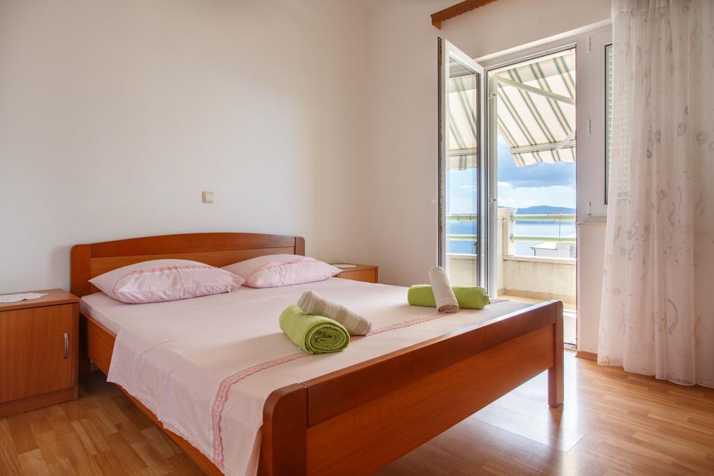 Apartment Ante Omiš Zewnętrze zdjęcie