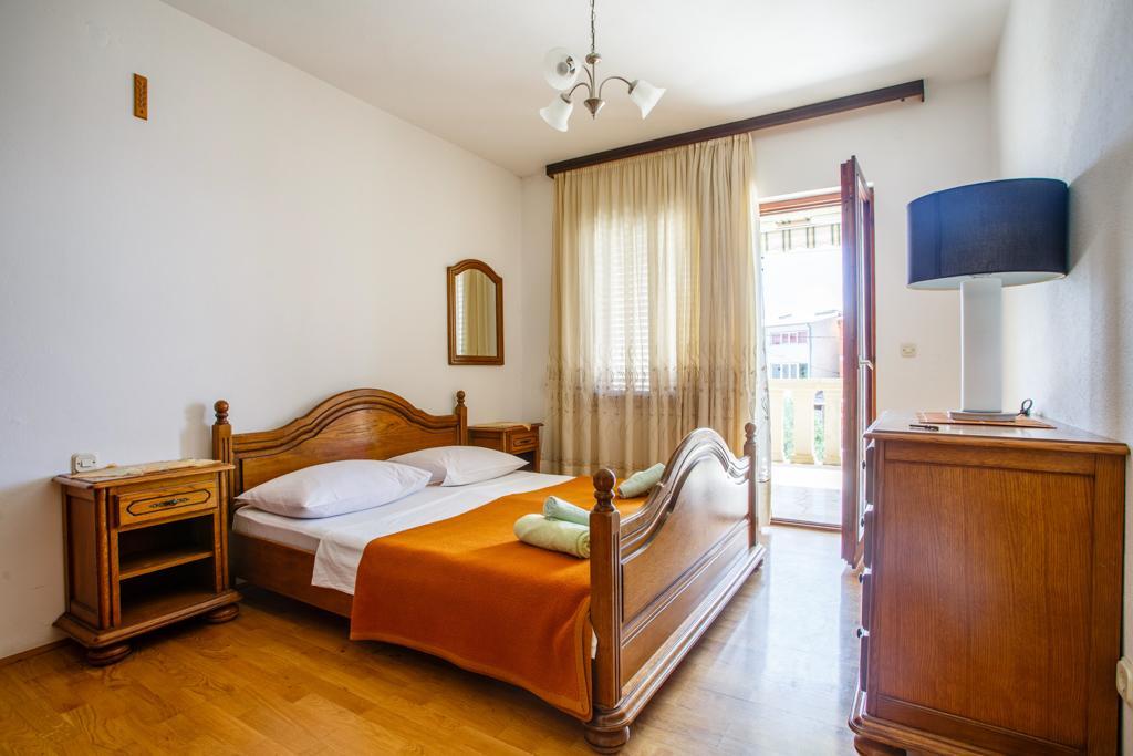 Apartment Ante Omiš Zewnętrze zdjęcie