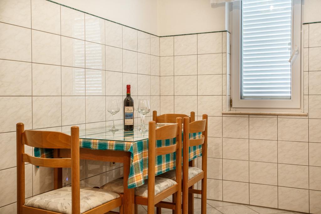 Apartment Ante Omiš Zewnętrze zdjęcie