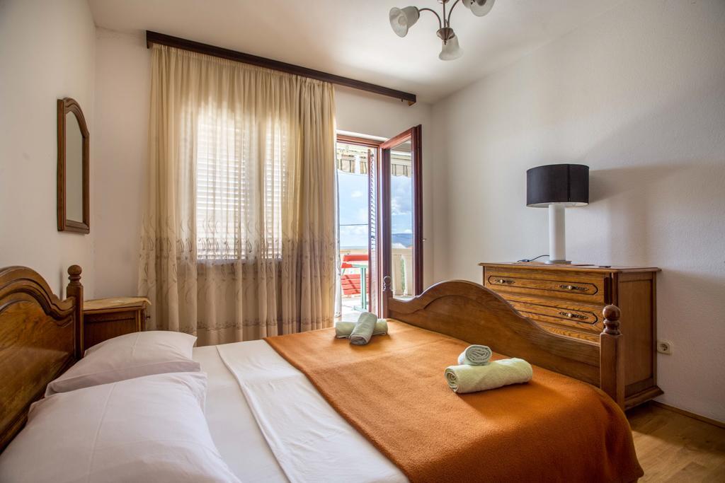 Apartment Ante Omiš Zewnętrze zdjęcie